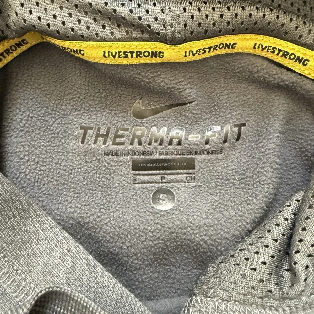 Nike Therma Fit Hoodie Mens‎ Small Grey Livestrong Pullover Fleece Pocket